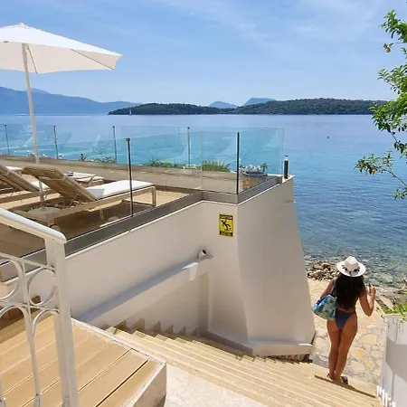 Trl Lefkada Luxury Seaview For Couples Lägenhet Nidhrion